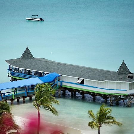 Hotel Starfish Halcyon Cove Dickenson Bay Exterior foto