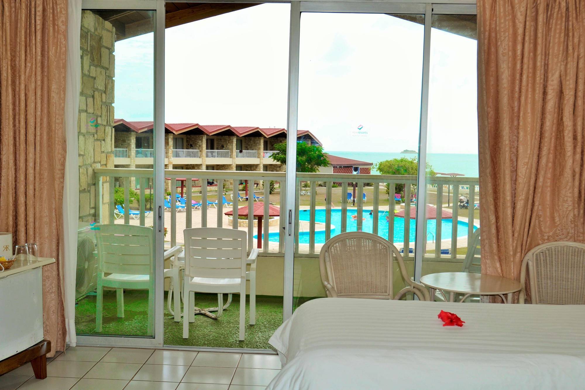 Hotel Starfish Halcyon Cove Dickenson Bay Exterior foto
